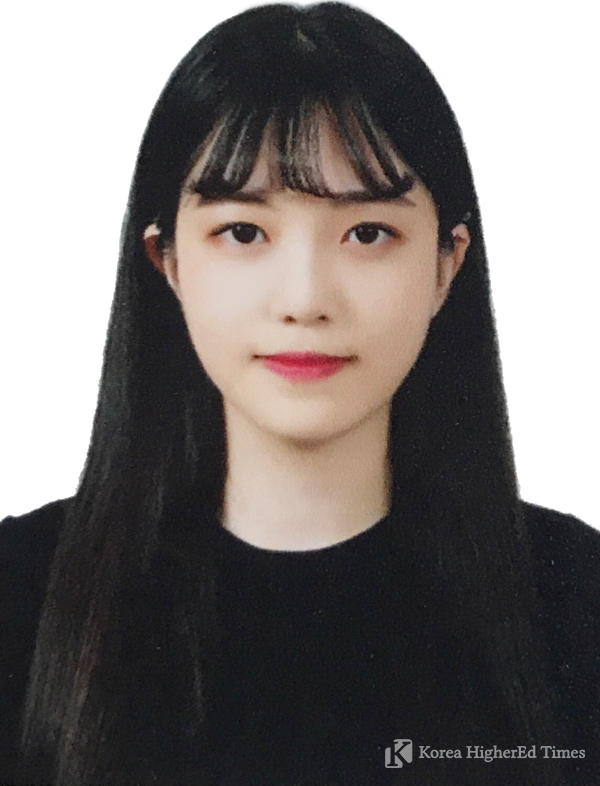Cheongju University has set a record of winning the world's top three design awards for 15 consecutive years, with two people winning the main prize at the world-famous international design award 'IDEA 2022'. The photo is a portrait of Jisoo Kim student (Photo courtesy of Cheongju University)